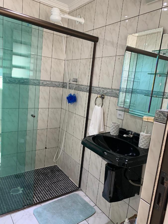 Lindo apto com piscina a 150m da praia do Tombo Guarujá Exterior foto